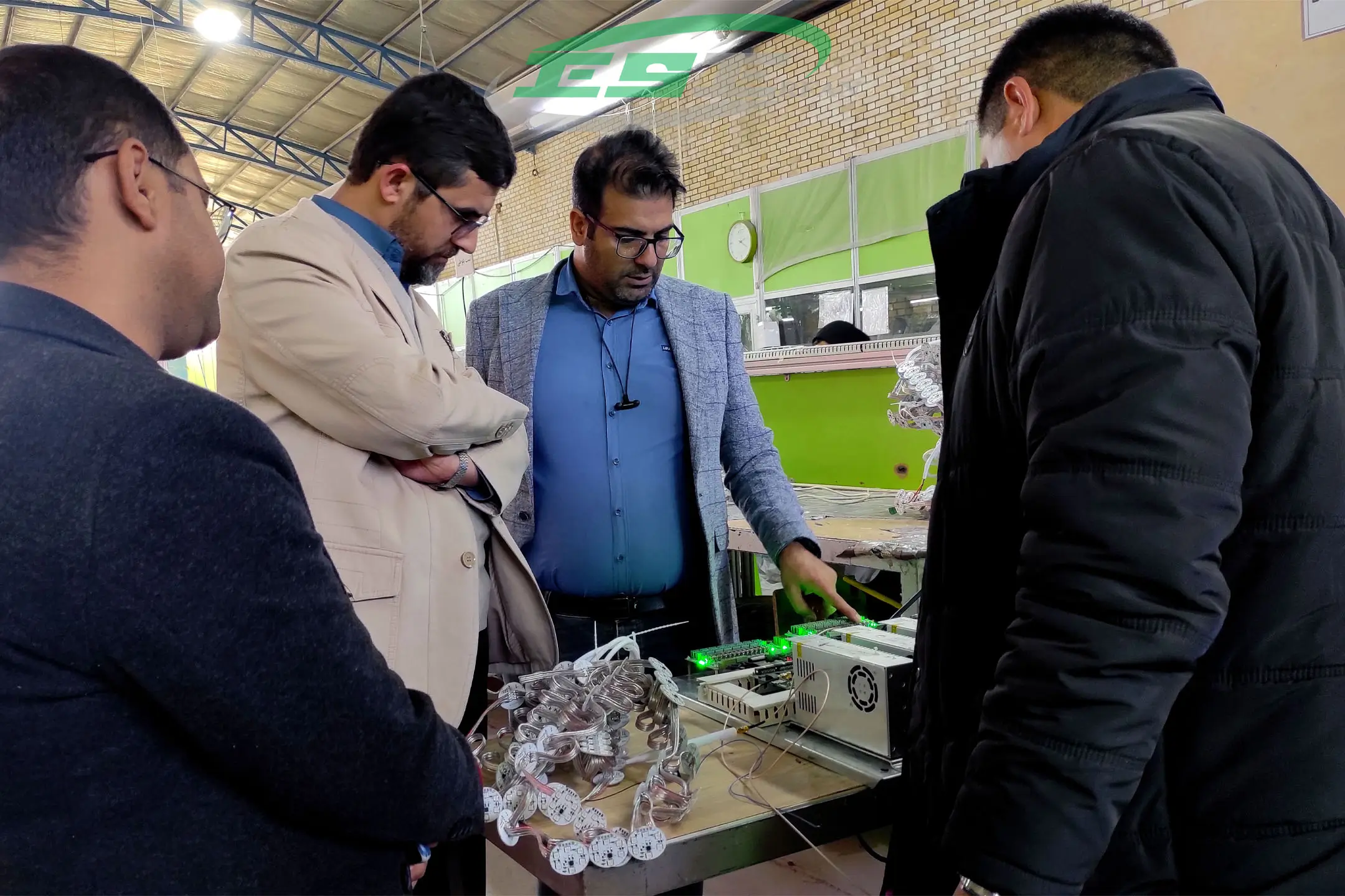 تطوير الإضاءة الذكية في مدينة يزد. 