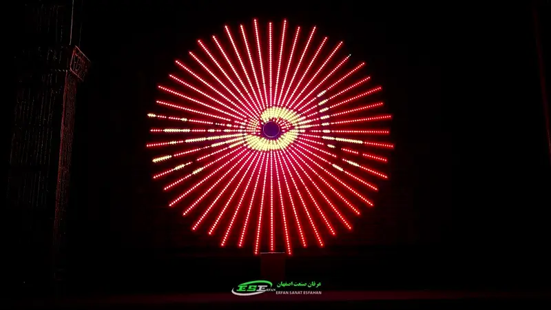 نمایش متن یا حسین روی المان نوری خورشید نما 48 پره