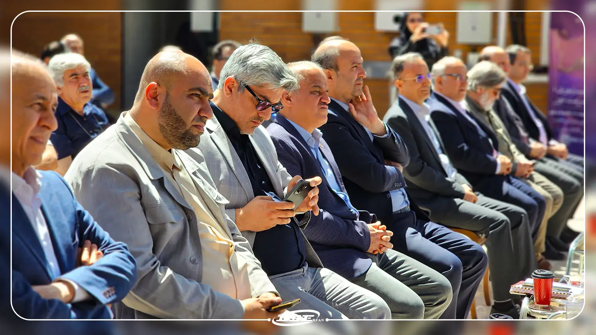 حضور مسئولان در شرکت عرفان صنعت اصفهان 
